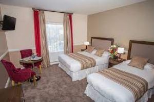 Bedrooms @ Cahir House Hotel